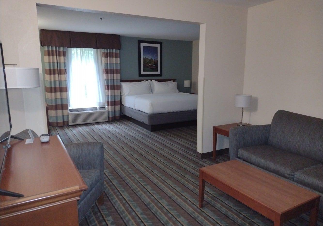 Holiday Inn Express & Suites Salamanca, An Ihg Hotel מראה חיצוני תמונה
