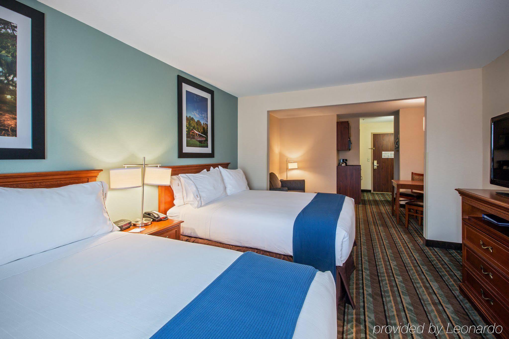 Holiday Inn Express & Suites Salamanca, An Ihg Hotel מראה חיצוני תמונה